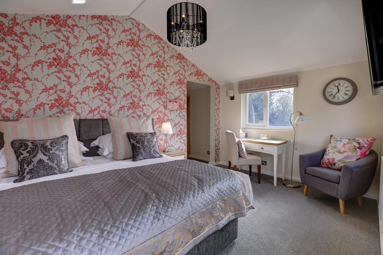 Carnaby Manor Court Hotel מראה חיצוני תמונה