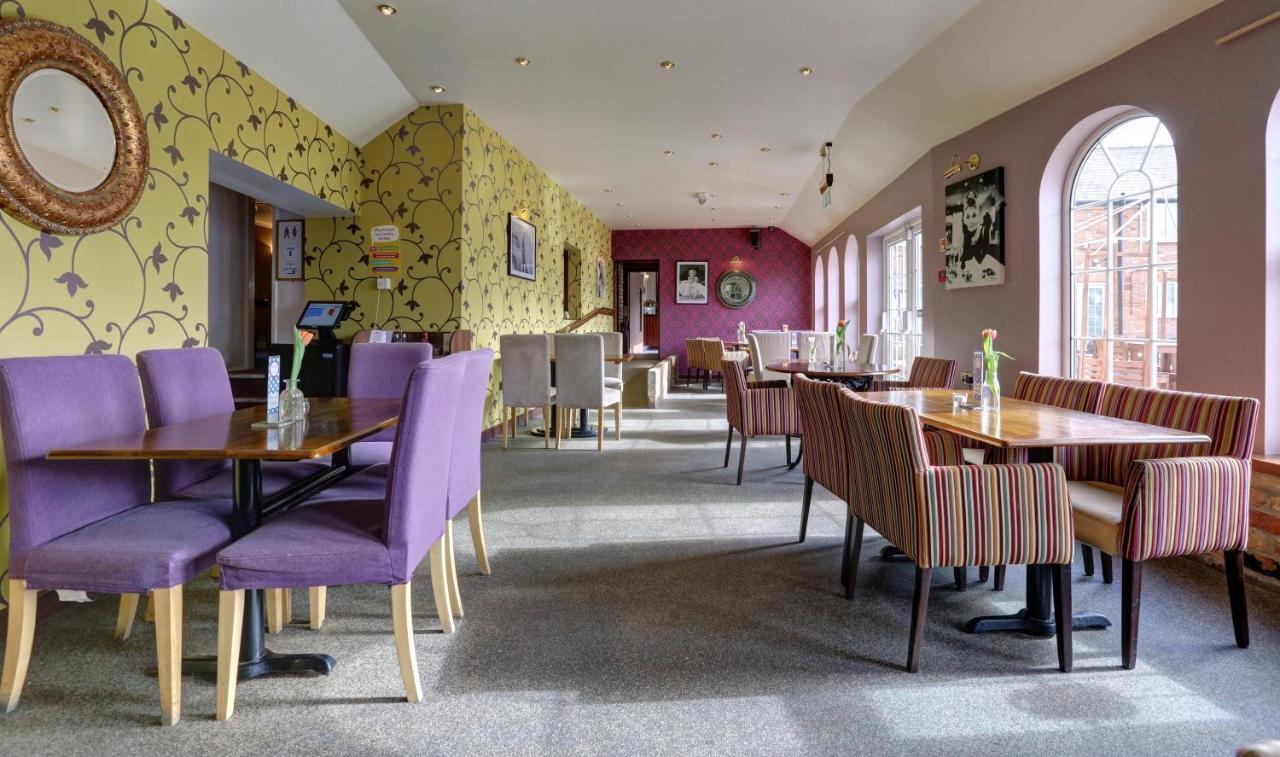 Carnaby Manor Court Hotel מראה חיצוני תמונה